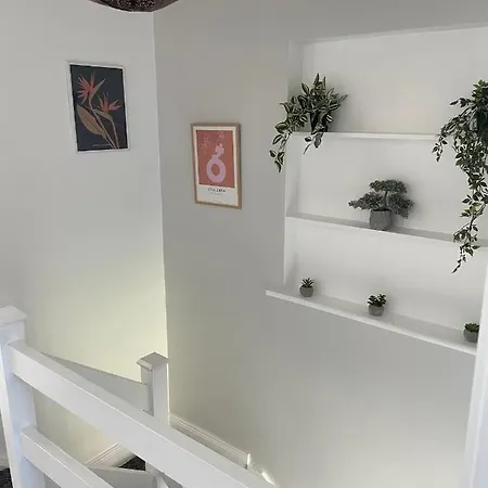 27 Ballyraine Park